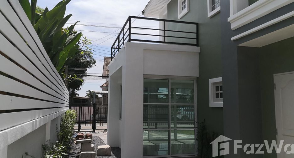 For sale and for rent 4 bedrooms house in Khlong Sam Wa, Bangkok