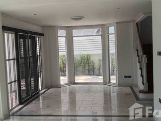 For sale and for rent 4 bedrooms house in Khlong Sam Wa, Bangkok