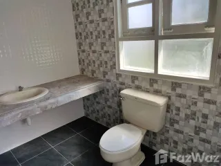 For sale and for rent 4 bedrooms house in Khlong Sam Wa, Bangkok