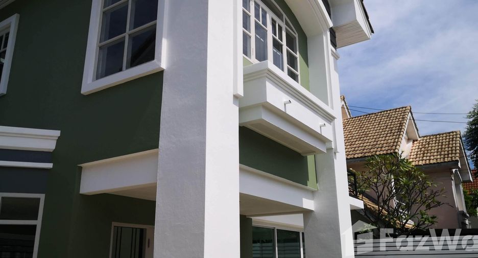 For sale and for rent 4 bedrooms house in Khlong Sam Wa, Bangkok