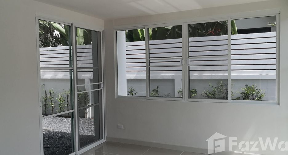 For sale and for rent 4 bedrooms house in Khlong Sam Wa, Bangkok