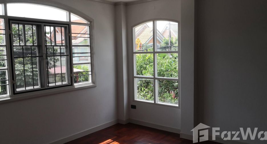 For sale and for rent 4 bedrooms house in Khlong Sam Wa, Bangkok