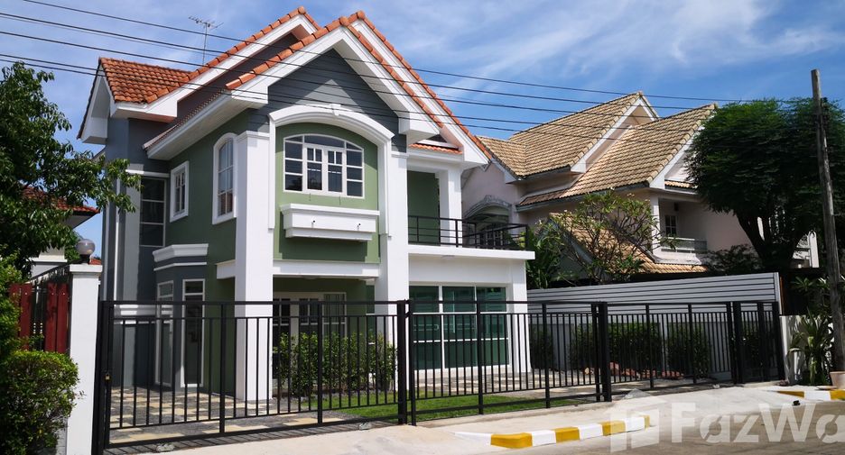 For sale and for rent 4 bedrooms house in Khlong Sam Wa, Bangkok