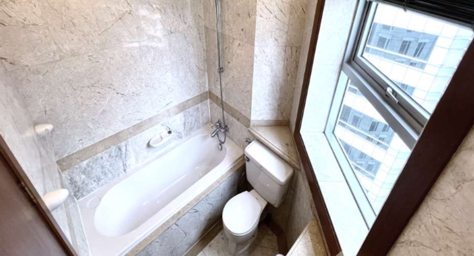 Apartment zum Kauf mit 3 Zimmer in Pathum Wan, Bangkok