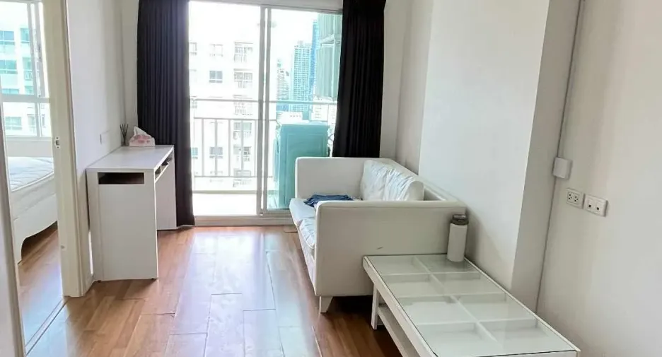 For sale 1 Beds condo in Huai Khwang, Bangkok