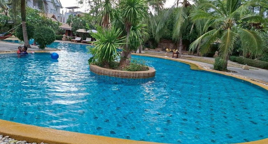 For rent 2 bedrooms townhouse in Mueang Phuket, Phuket