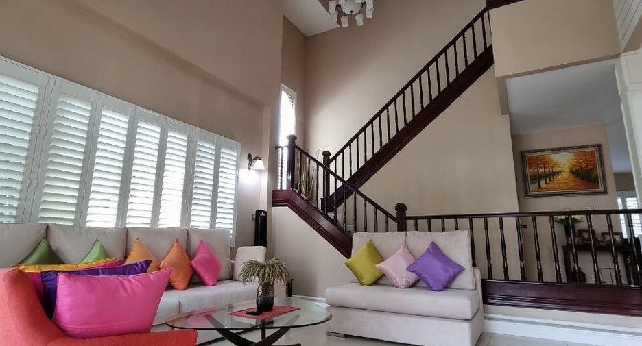 Haus zum Kauf mit 3 Zimmer in Bang Khae, Bangkok