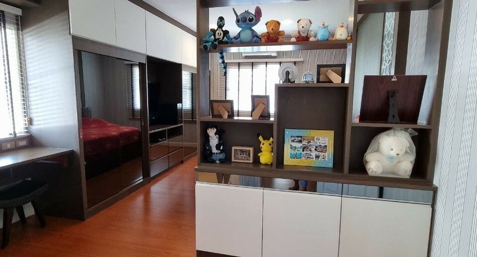 Haus zum Kauf mit 3 Zimmer in Bang Khae, Bangkok