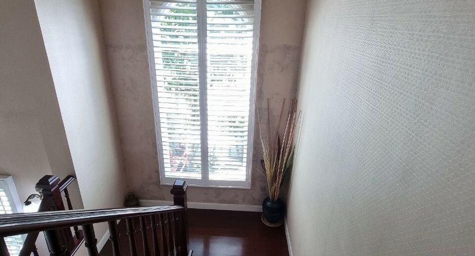 Haus zum Kauf mit 3 Zimmer in Bang Khae, Bangkok