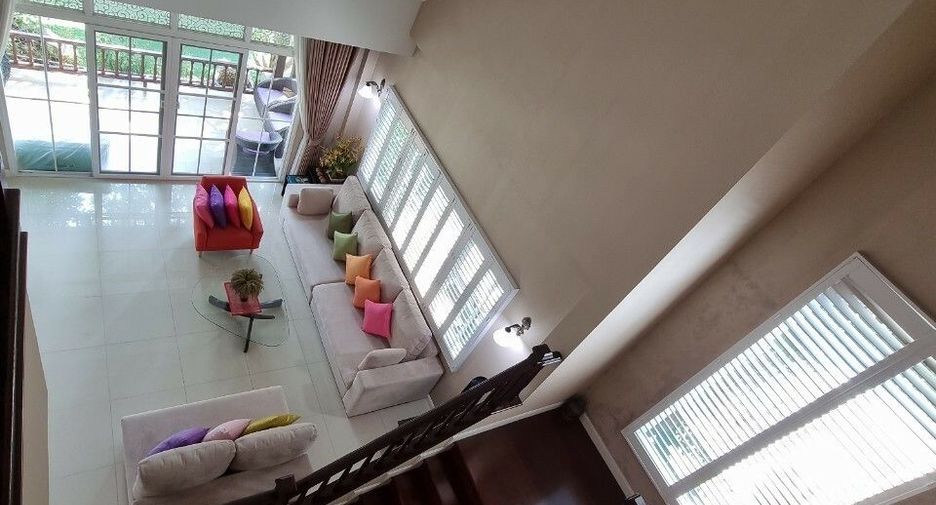 Haus zum Kauf mit 3 Zimmer in Bang Khae, Bangkok