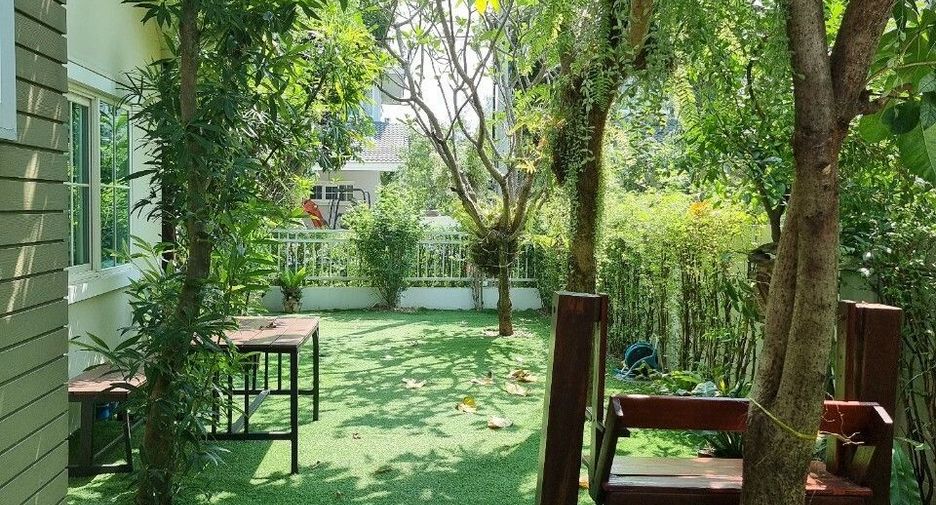 Haus zum Kauf mit 3 Zimmer in Bang Khae, Bangkok