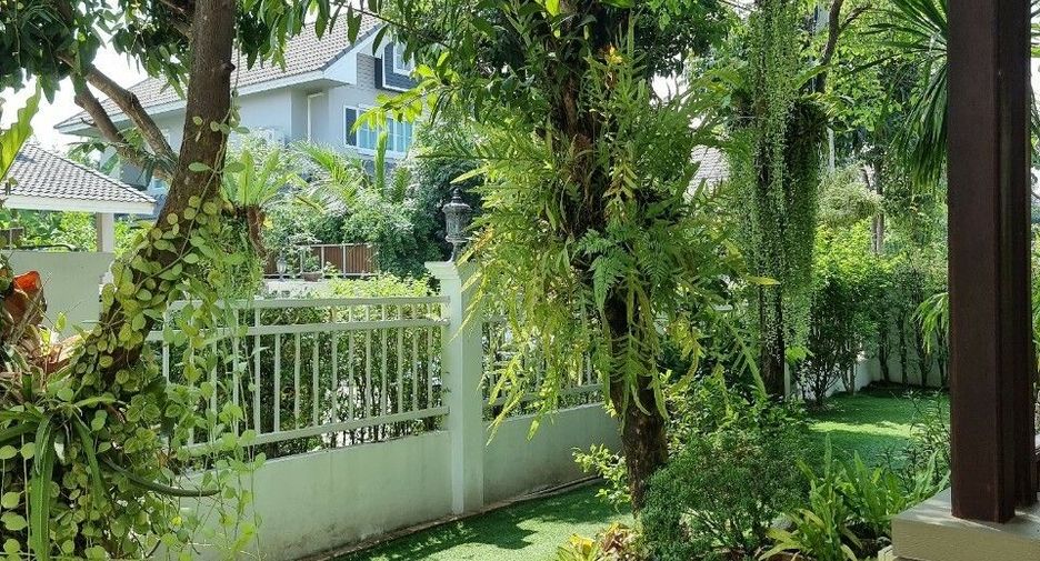 Haus zum Kauf mit 3 Zimmer in Bang Khae, Bangkok