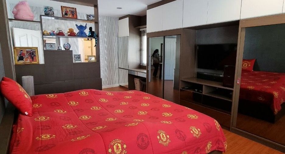 Haus zum Kauf mit 3 Zimmer in Bang Khae, Bangkok