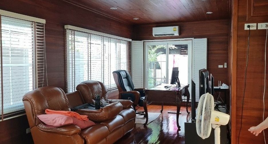 Haus zum Kauf mit 3 Zimmer in Bang Khae, Bangkok