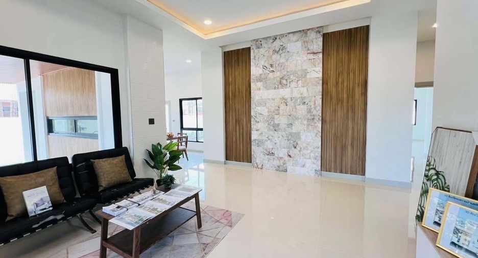 For sale 3 bedrooms house in Mueang Sakon Nakhon, Sakon Nakhon