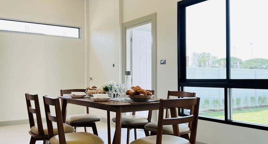 For sale 3 bedrooms house in Mueang Sakon Nakhon, Sakon Nakhon
