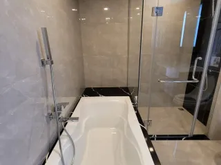 Condo en venta de 2 habitaciones en Huai Khwang, Bangkok