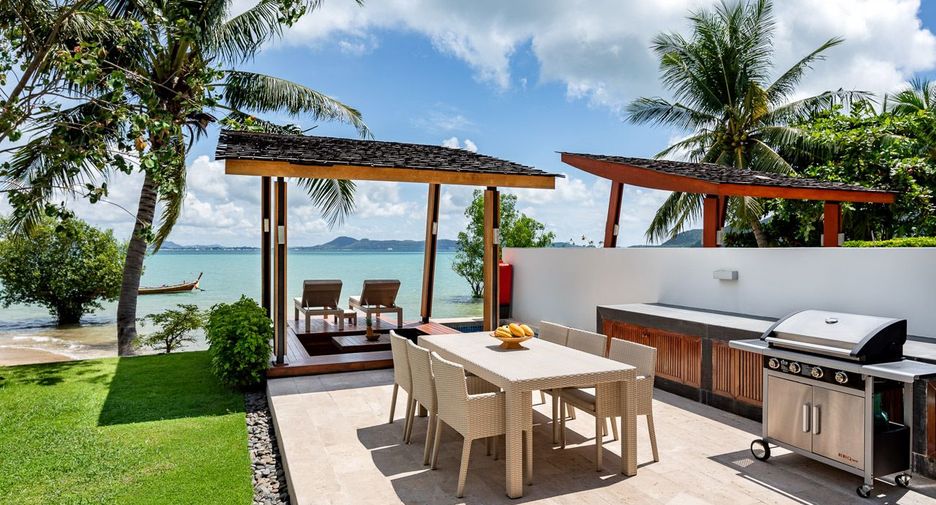 For rent 3 bedrooms villa in Mueang Phuket, Phuket