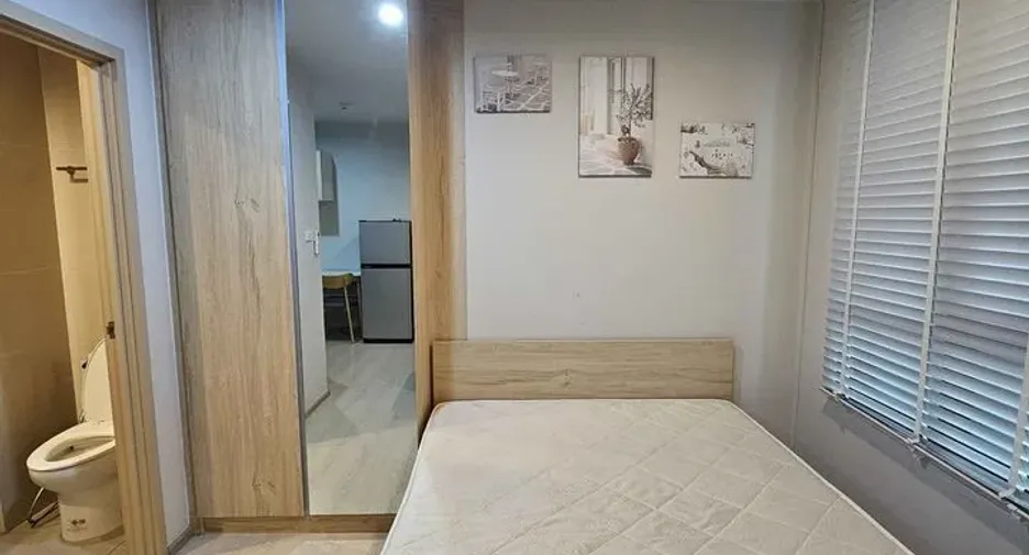 For rent studio condo in Mueang Nonthaburi, Nonthaburi