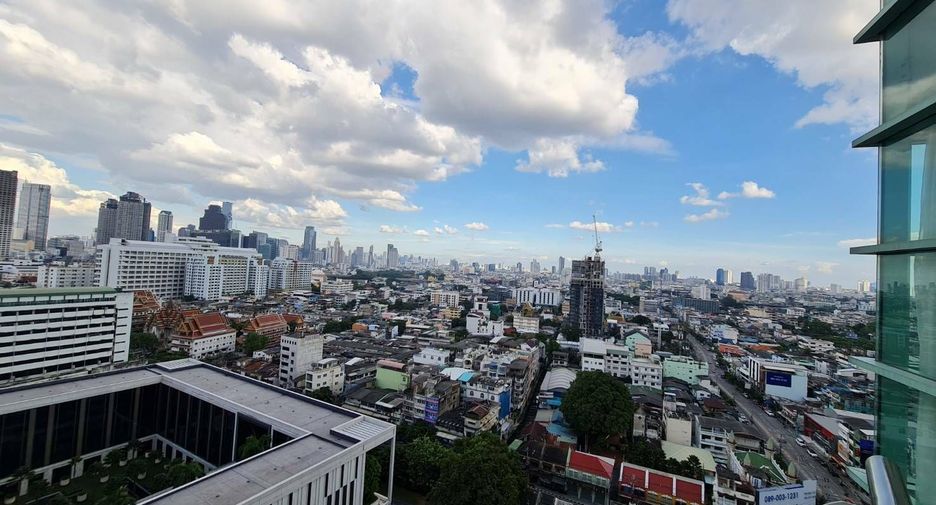 For sale 4 bedrooms condo in Bang Kho Laem, Bangkok