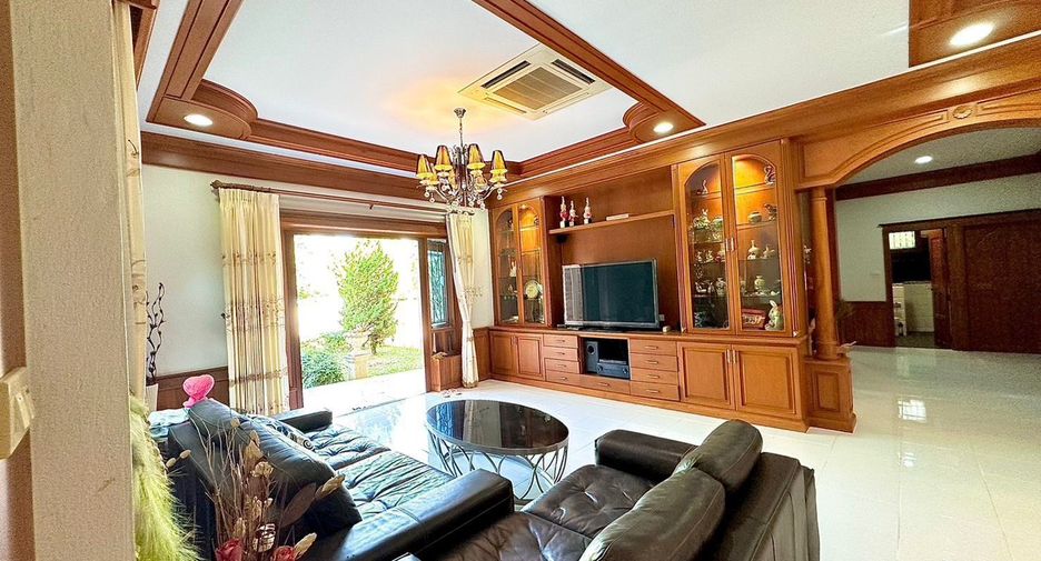 For sale 6 bedrooms house in Wiang Chai, Chiang Rai