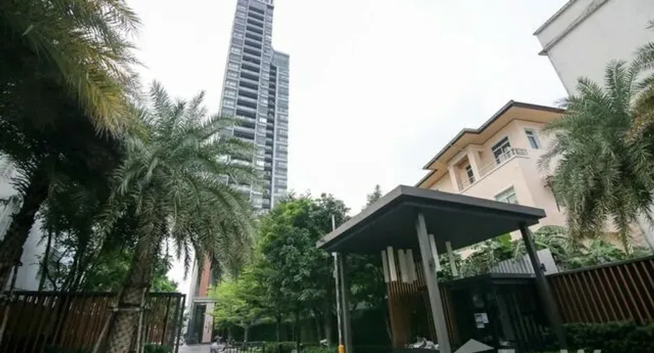 For sale and for rent 2 bedrooms condo in Phaya Thai, Bangkok