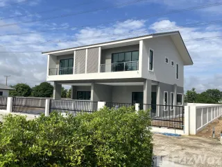 For sale 3 bedrooms house in Mueang Phitsanulok, Phitsanulok