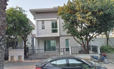 Haus zum Kauf mit 3 Zimmer in Phutthamonthon, Nakhon Pathom