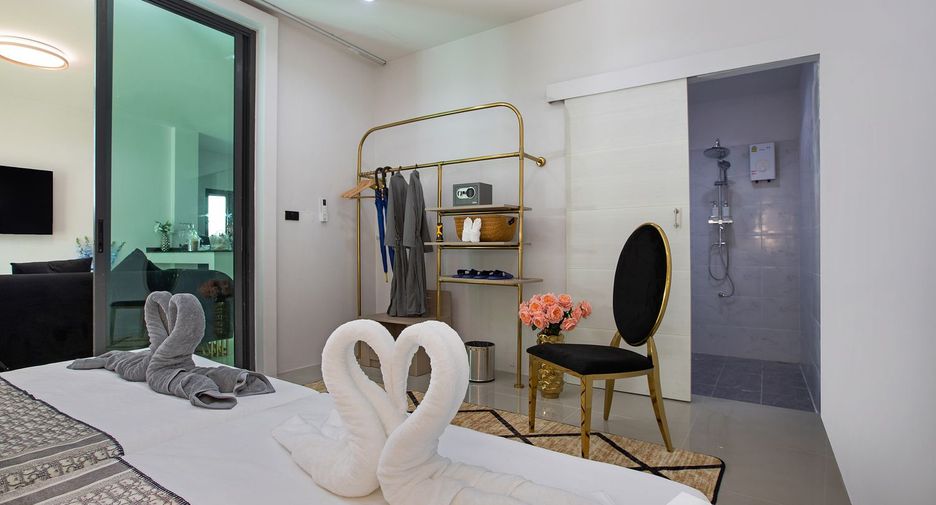 For rent 2 bedrooms villa in Mueang Phuket, Phuket
