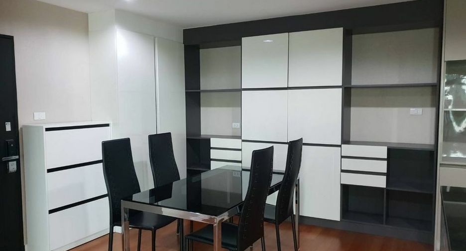 For sale 2 ベッドルーム condo in Huai Khwang, Bangkok