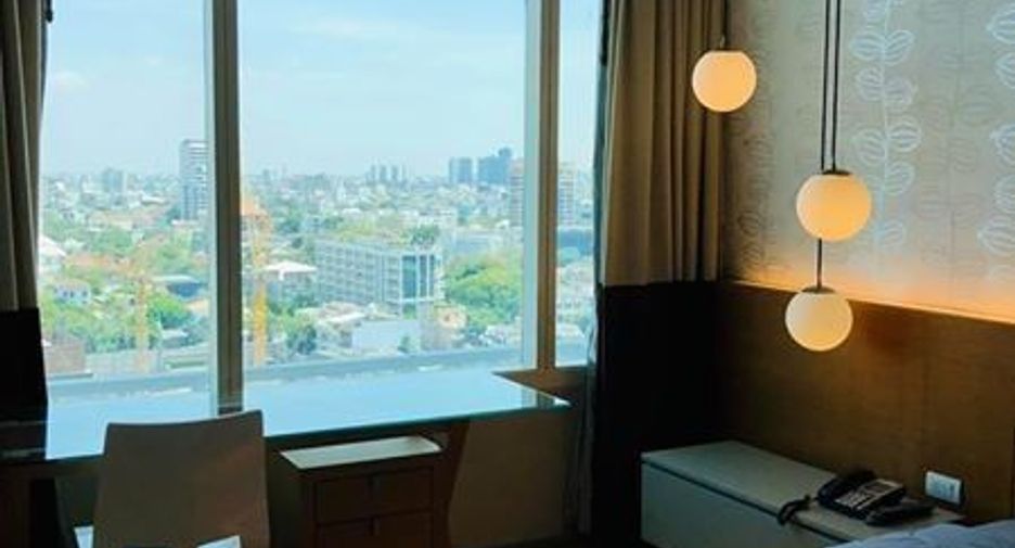 For rent and for sale 1 bed condo in Watthana, Bangkok