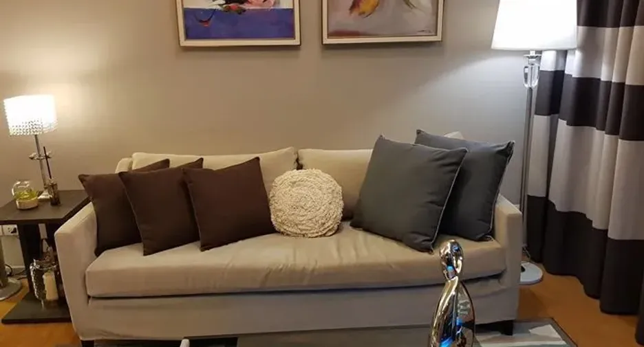 For rent and for sale 1 bed condo in Watthana, Bangkok