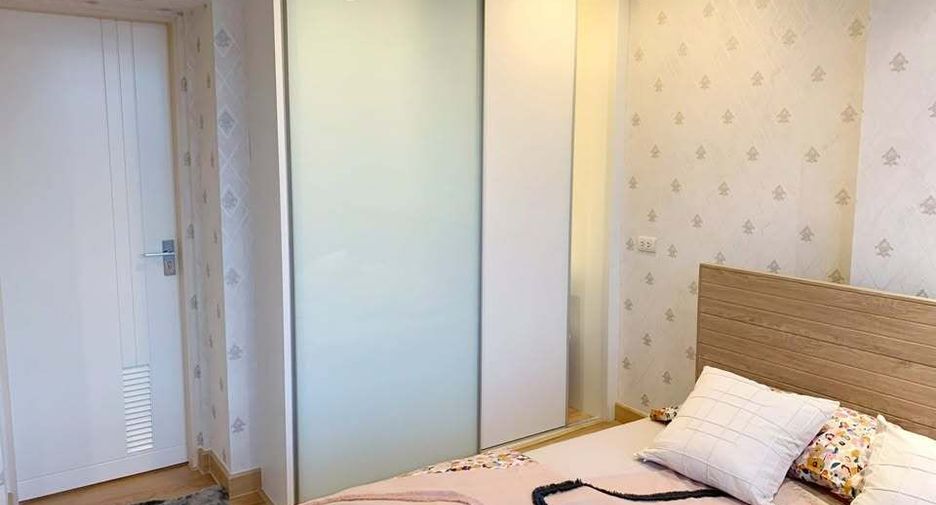 For sale 1 bed condo in Phra Khanong, Bangkok