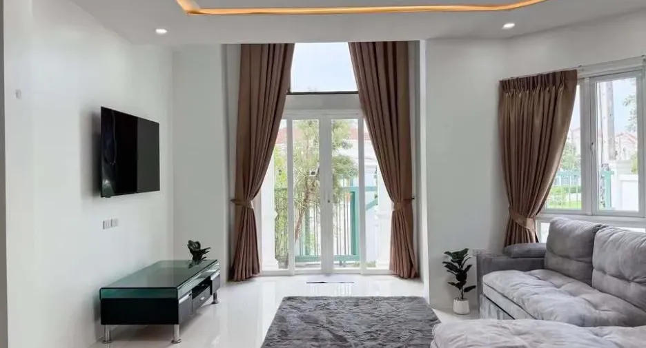 Casa en venta y en alquiler de 3 habitaciones en Mueang Phuket, Phuket