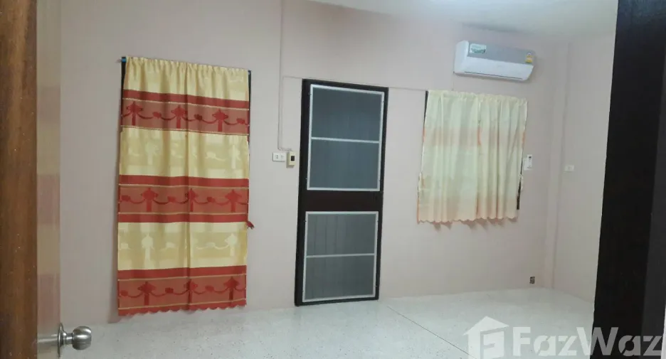 For sale and for rent 2 bedrooms townhouse in Mueang Rayong, Rayong