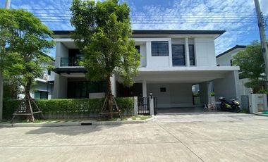 For sale 3 ベッドルーム house in Saphan Sung, Bangkok
