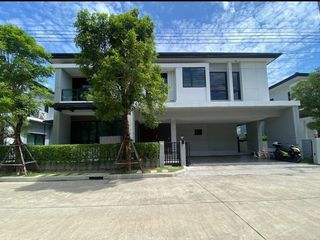 À vendre 3 chambres maison à Saphan Sung, Bangkok