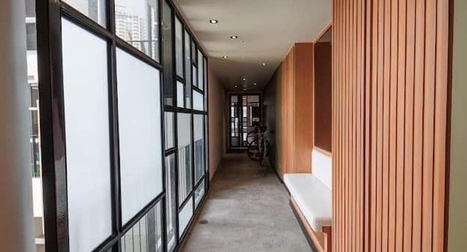 For sale 3 bedrooms condo in Yan Nawa, Bangkok