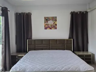 Casa en alquiler de 4 habitaciones en Thalang, Phuket
