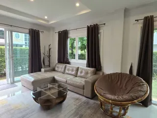 Casa en alquiler de 4 habitaciones en Thalang, Phuket