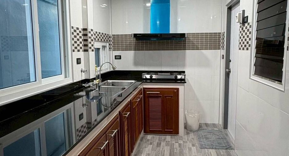 For rent 3 bedrooms house in Thalang, Phuket