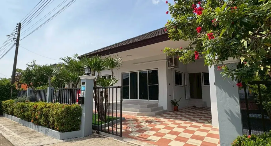 For rent 3 bedrooms house in Thalang, Phuket