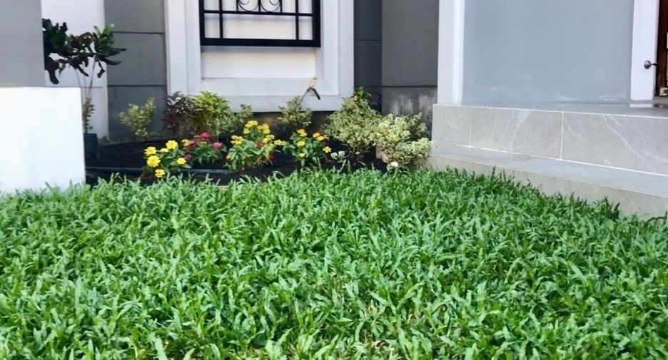 For sale 5 bedrooms house in Prawet, Bangkok