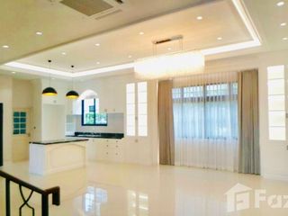 For sale 5 ベッドルーム house in Prawet, Bangkok