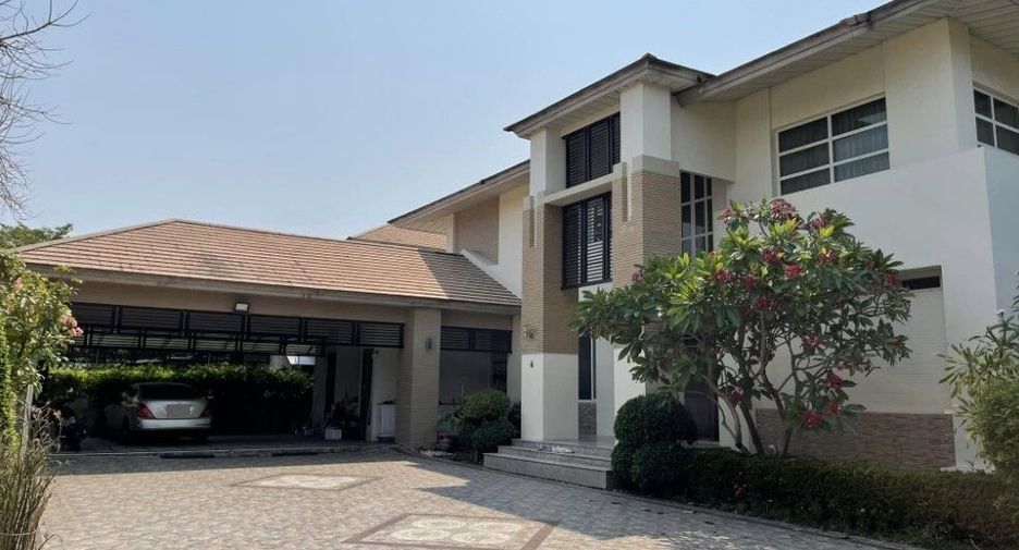 Casa en venta de 4 habitaciones en Chom Thong, Bangkok