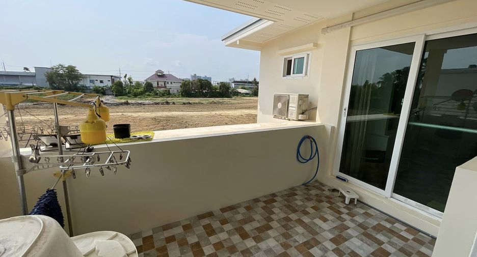 Casa en venta de 4 habitaciones en Chom Thong, Bangkok