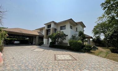 Casa en venta de 4 habitaciones en Chom Thong, Bangkok