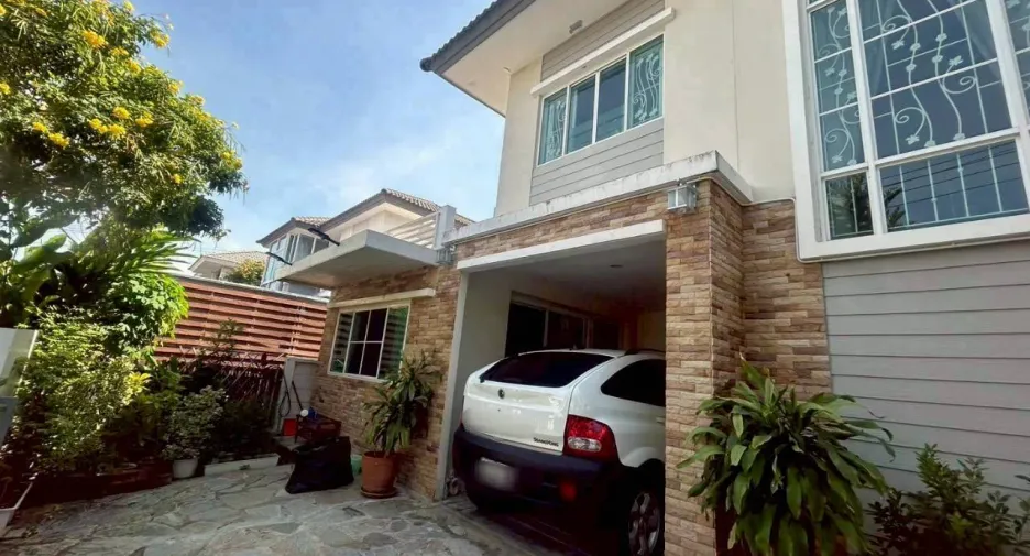 Haus zum Kauf mit 3 Zimmer in Bang Bua Thong, Nonthaburi