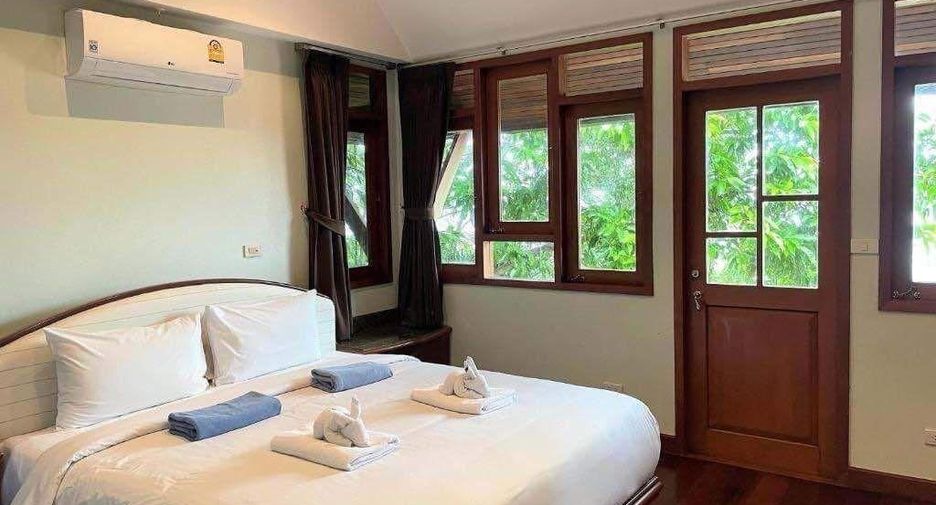 Villa en alquiler de 5 habitaciones en Kathu, Phuket