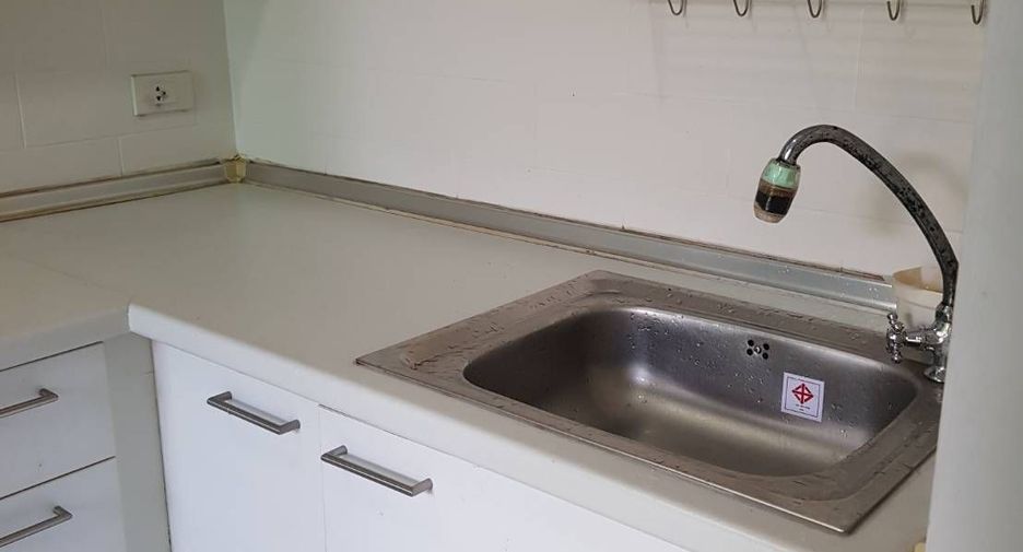 For sale 1 bed condo in Bang Phlat, Bangkok